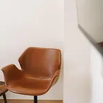 Debambu Atarazanas Aparthotel 4*