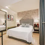 Debambu Atarazanas Aparthotel 4*