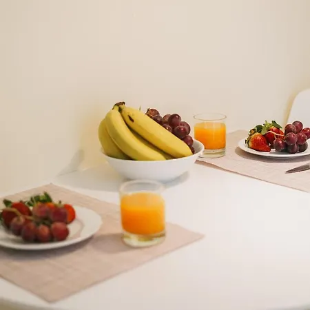 Apartahotel Debambú Atarazanas 2*