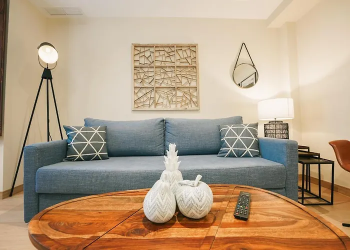 Debambú Atarazanas Málaga