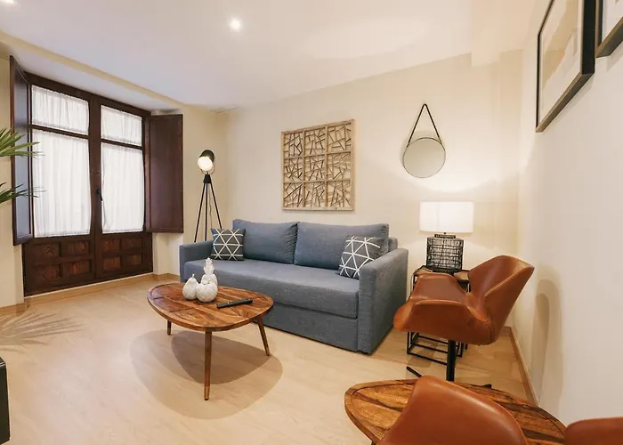 Debambú Atarazanas 4*