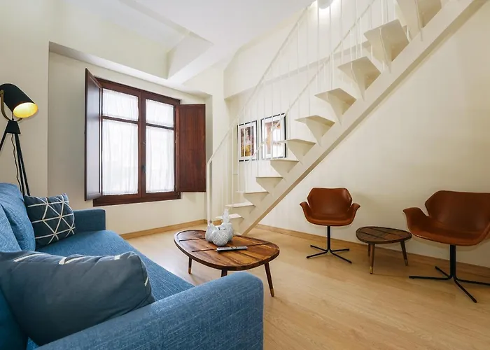 Debambú Atarazanas 4* Málaga