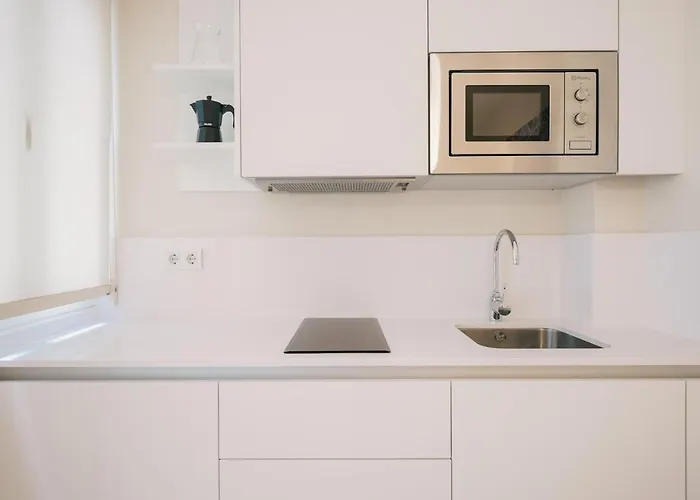 Debambú Atarazanas Apartahotel Málaga