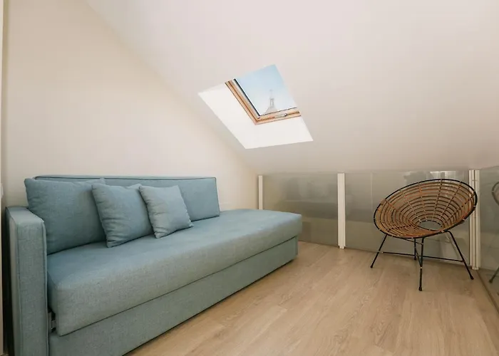 Debambú Atarazanas 4* Málaga
