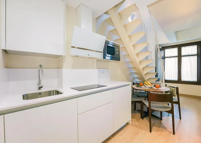 Debambú Atarazanas Málaga