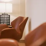 Debambu Atarazanas Aparthotel Málaga