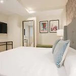 Aparthotel Debambu Atarazanas 4*
