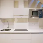 Debambu Atarazanas Aparthotel