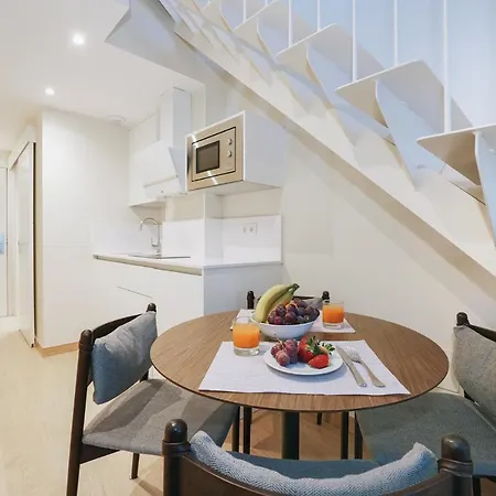 Debambu Atarazanas 4* マラガ